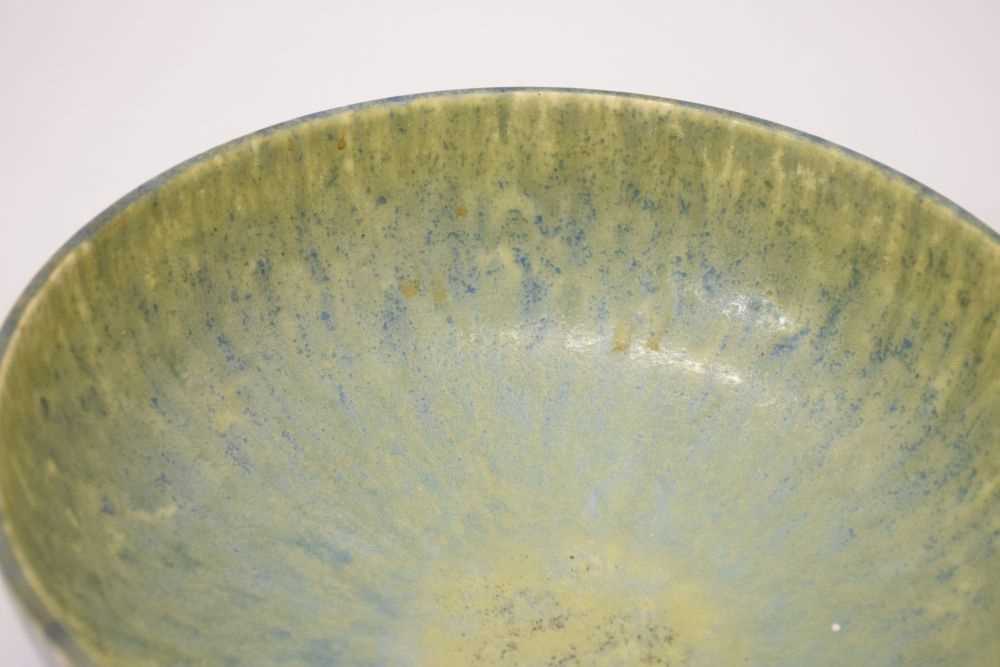 Ruskin Pottery - Crystaline glaze trial bowl - Image 5 of 8