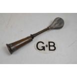 Vintage 'King of the Road' car horn and tin plate 'GB' badge