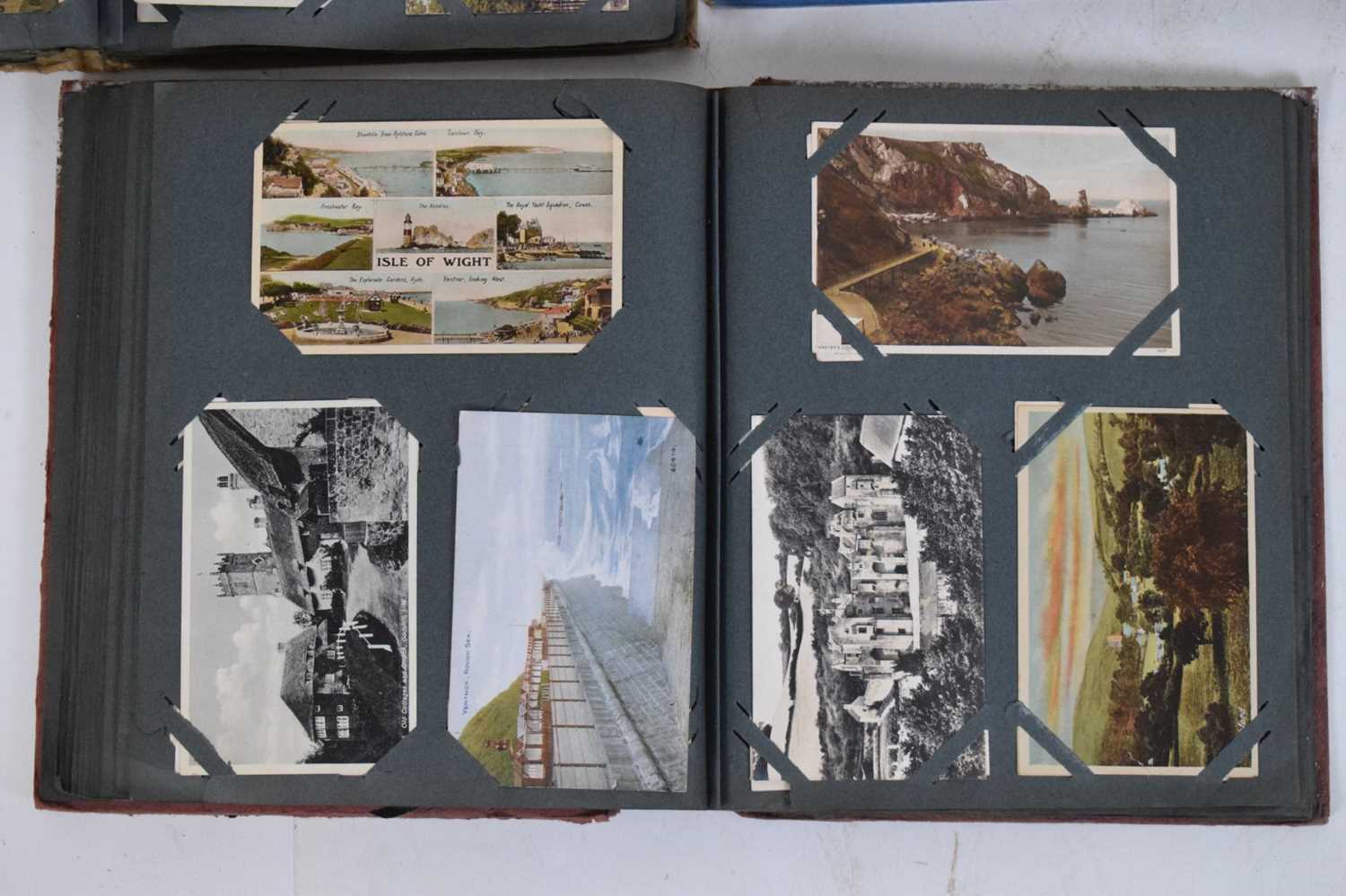 Quantity of early 20th Century postcard albums - Image 17 of 21