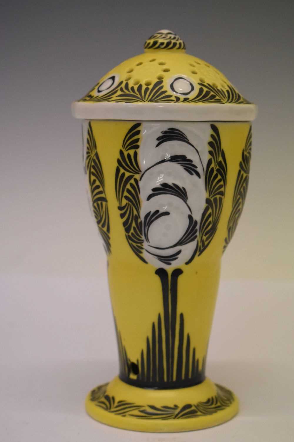 Group of French Art Deco-style ceramics - Image 11 of 17