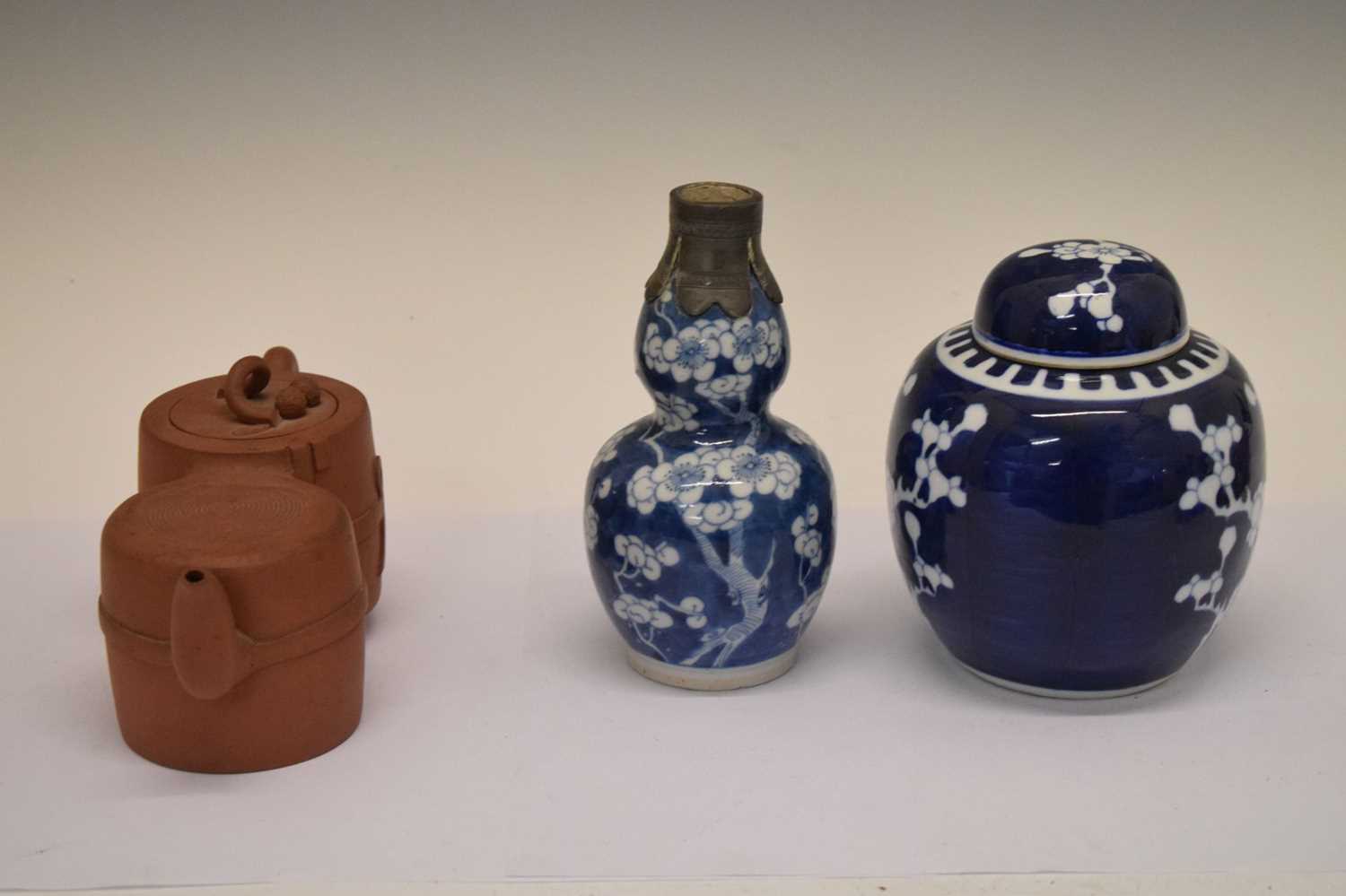 Two Imari pattern vases together with a quantity of Japanese and Chinese ceramics - Image 12 of 22
