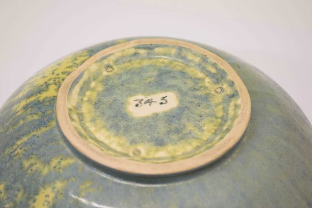 Ruskin Pottery - Crystaline glaze trial bowl - Image 6 of 8