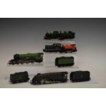 Group of loose Hornby 00 gauge railway train set locomotives,