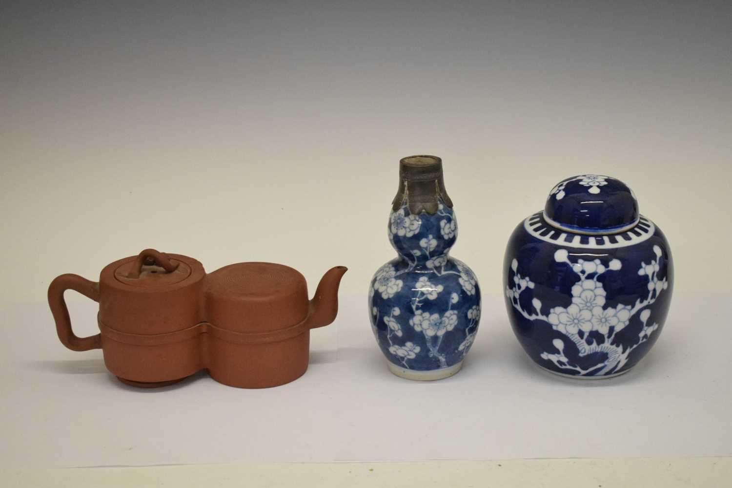 Two Imari pattern vases together with a quantity of Japanese and Chinese ceramics - Image 13 of 22