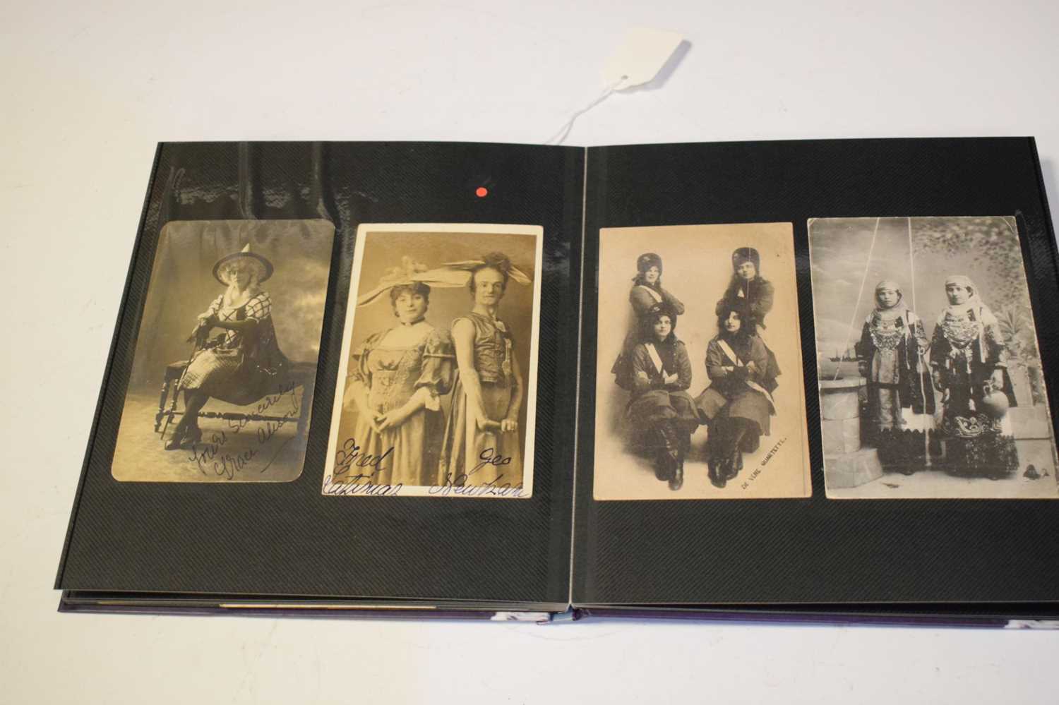 Small postcard album - Image 6 of 9