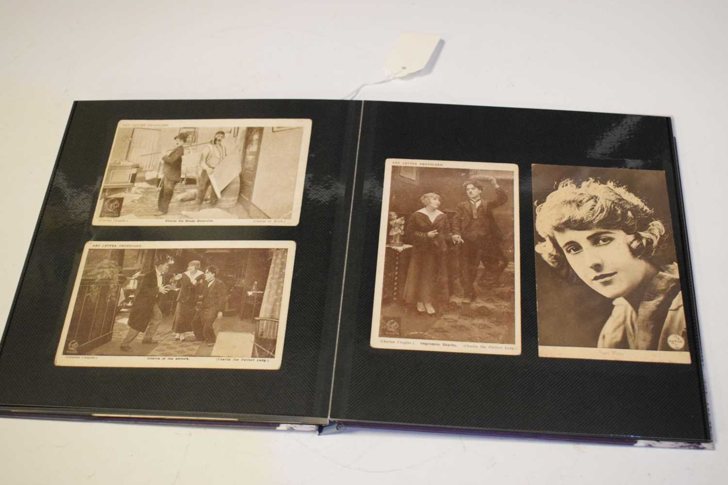 Small postcard album - Image 8 of 9