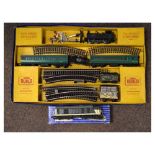 Hornby Dublo boxed trainset and boxed locomotive