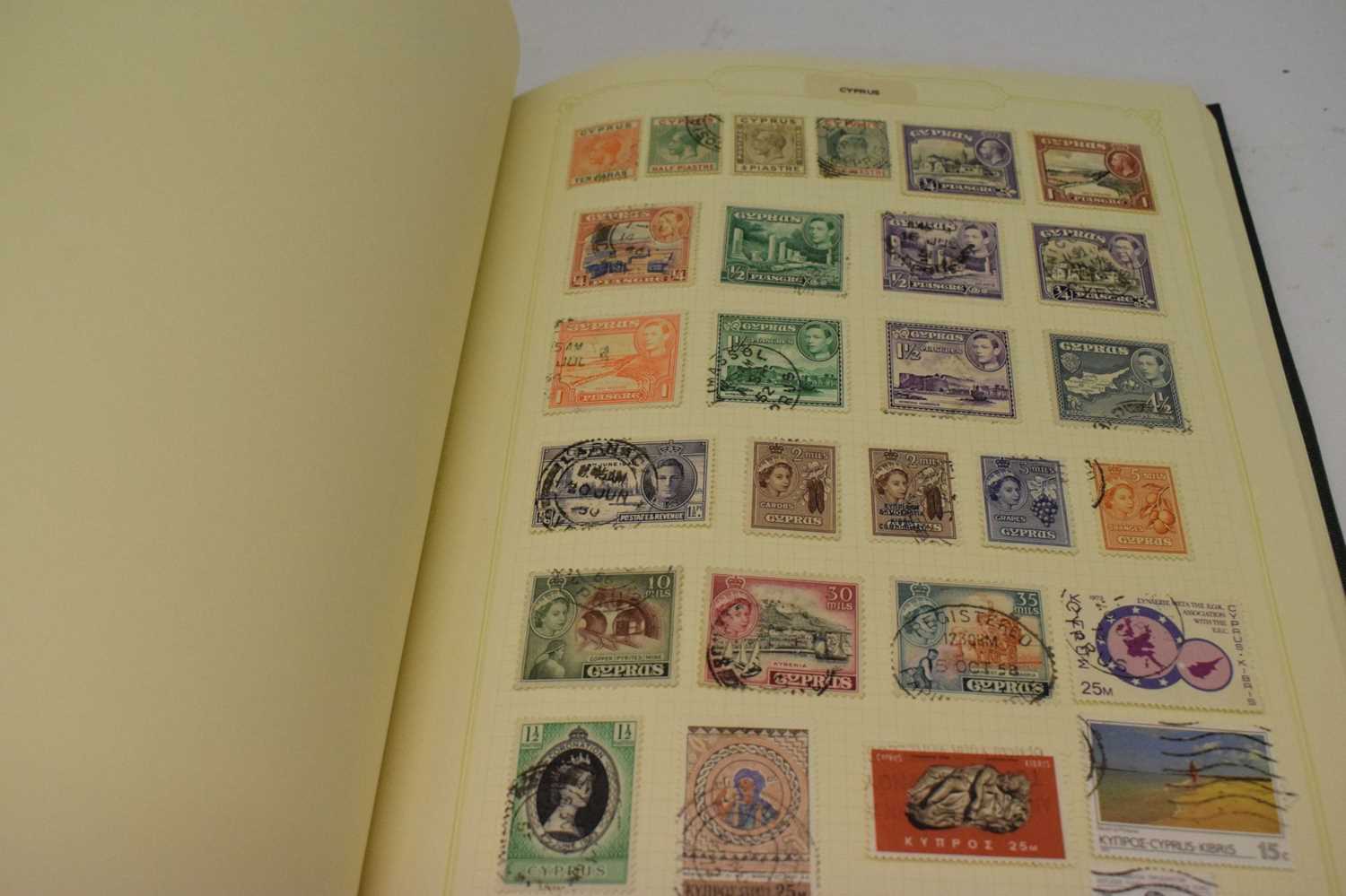 Quantity of GB and world stamps in five albums - Image 8 of 9