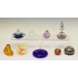 Quantity of paperweights