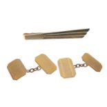 Elizabeth II 9ct gold tie clip and plated cufflinks