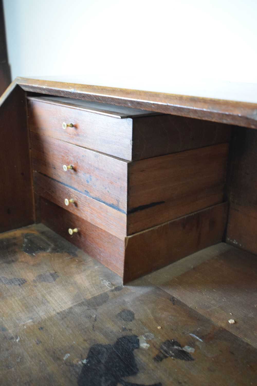 George III mahogany bureau - Image 4 of 17
