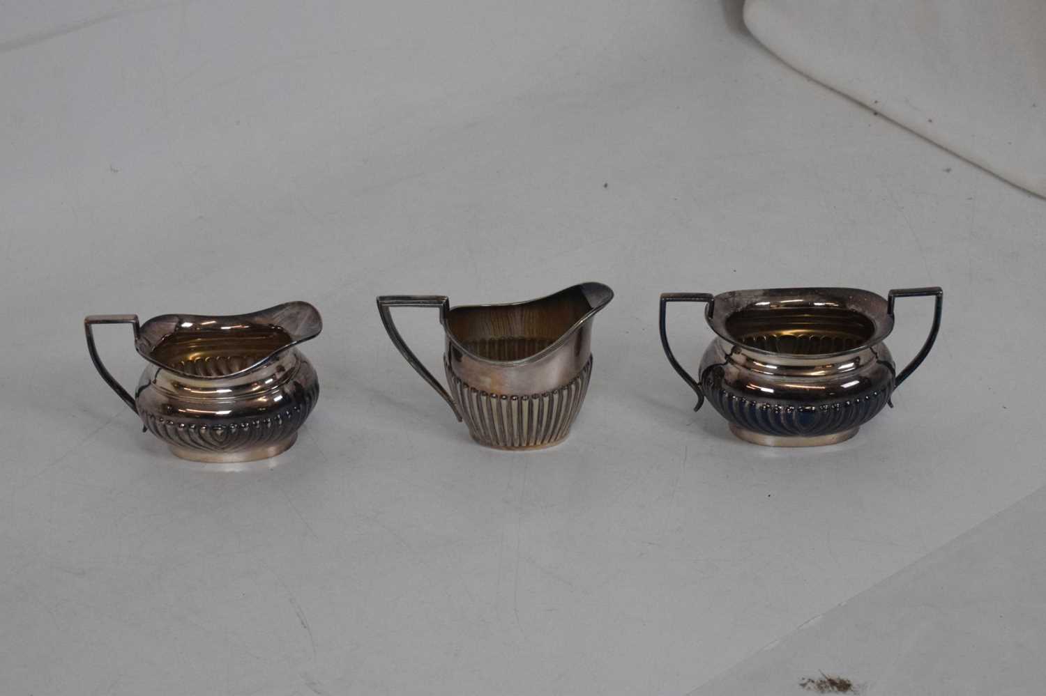 Silver plated four piece tea-set, pair of silver plated tureens, etc - Image 7 of 15