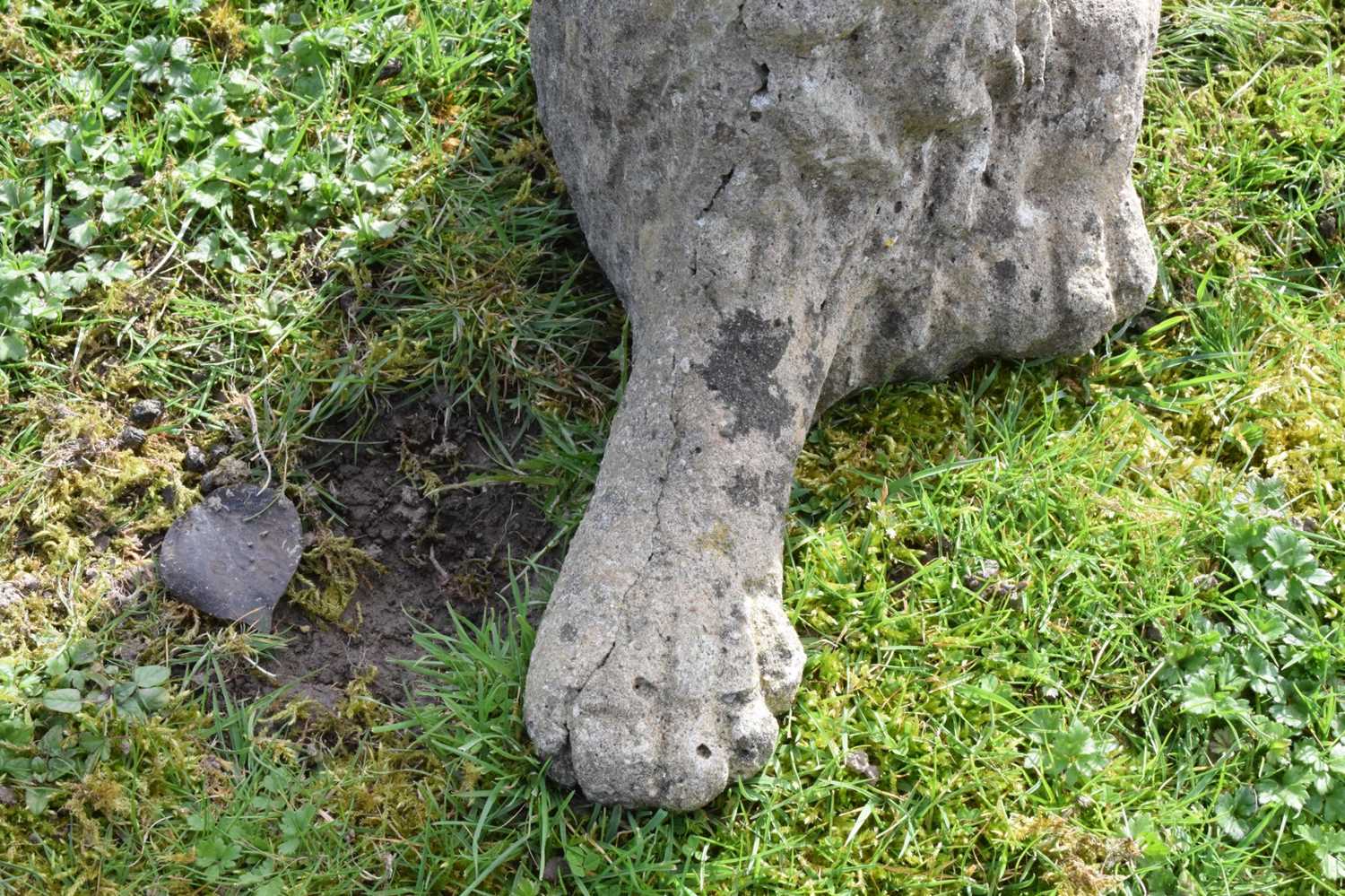 Pair of composite stone garden lions in recumbent posture - Image 3 of 11