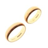 Two 9ct gold wedding bands