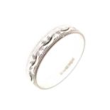 18ct white gold engraved wedding band