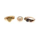 Shield shape signet ring