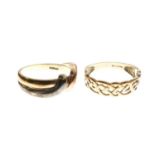 9ct gold Celtic knot design ring