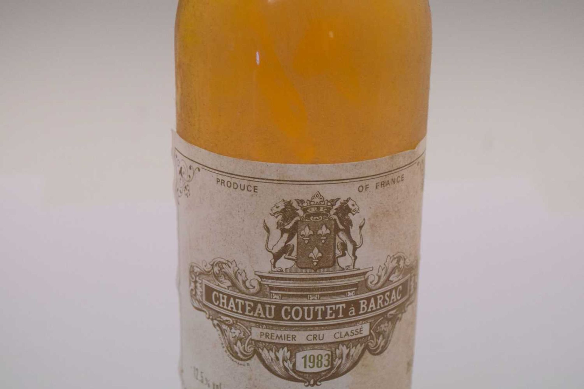 Château Coutet à Barsac Premier Cru Classe, 1983, Sauternes, - Image 6 of 7