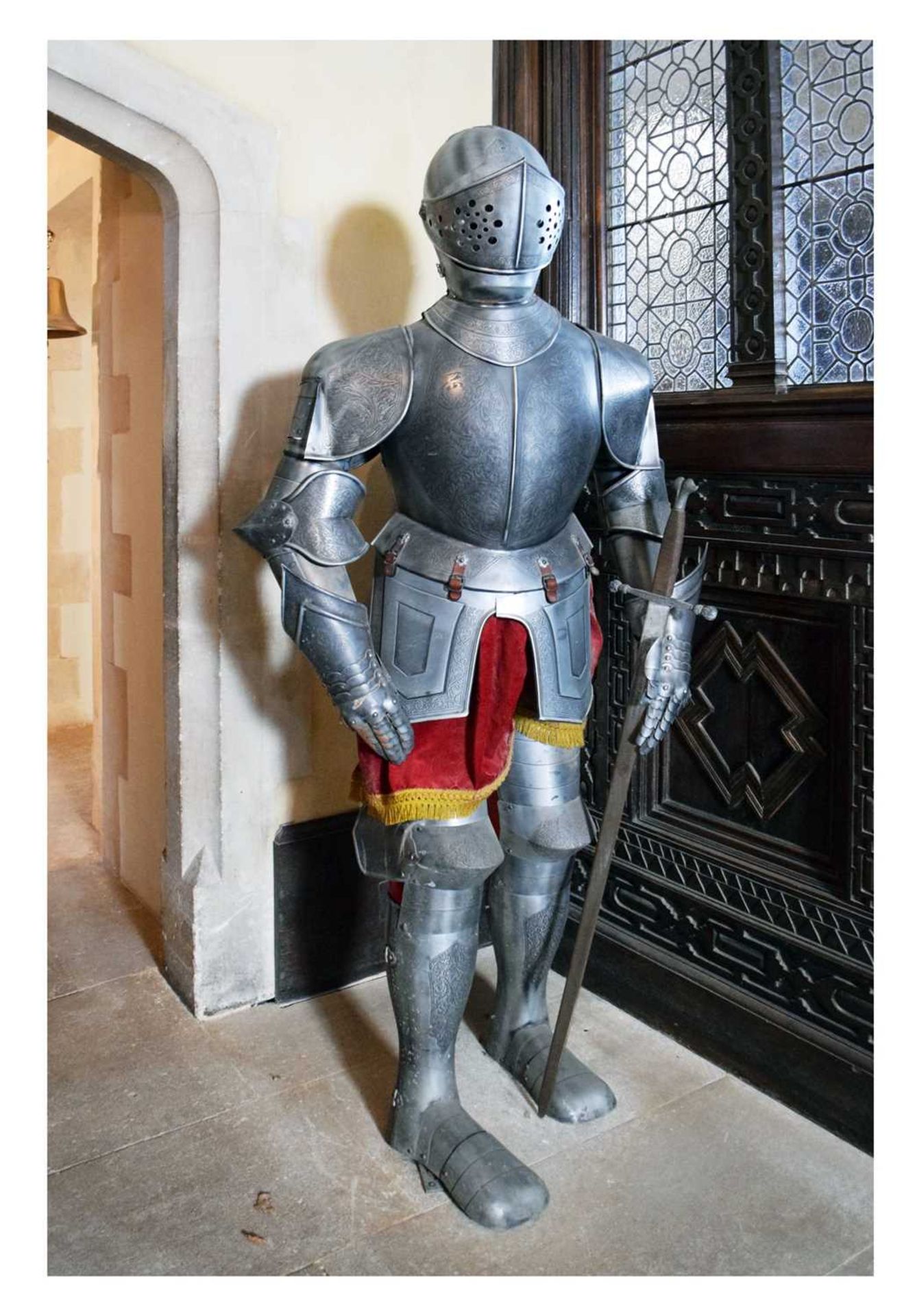 Replica Spanish suit of armour