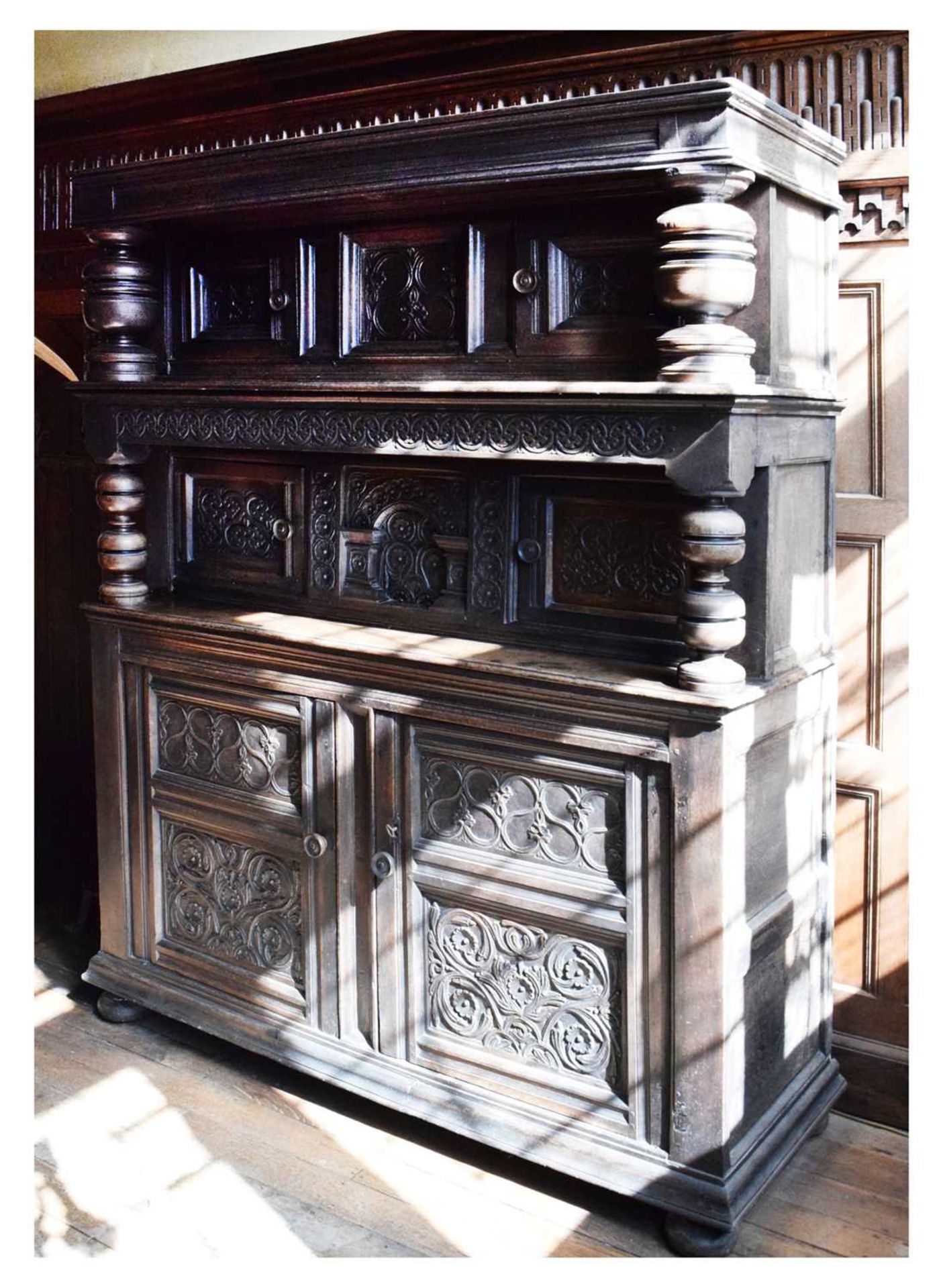 Early 17th Century English carved oak three-tier ‘court’ cupboard - Image 16 of 28