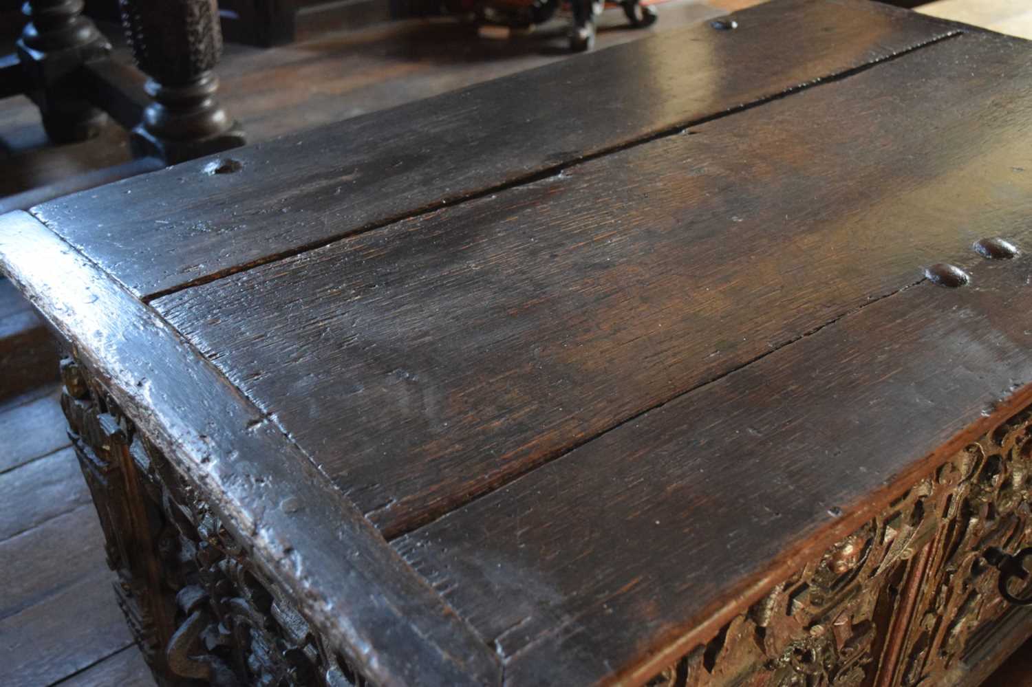Small late 16th Century carved oak chest - Image 7 of 36