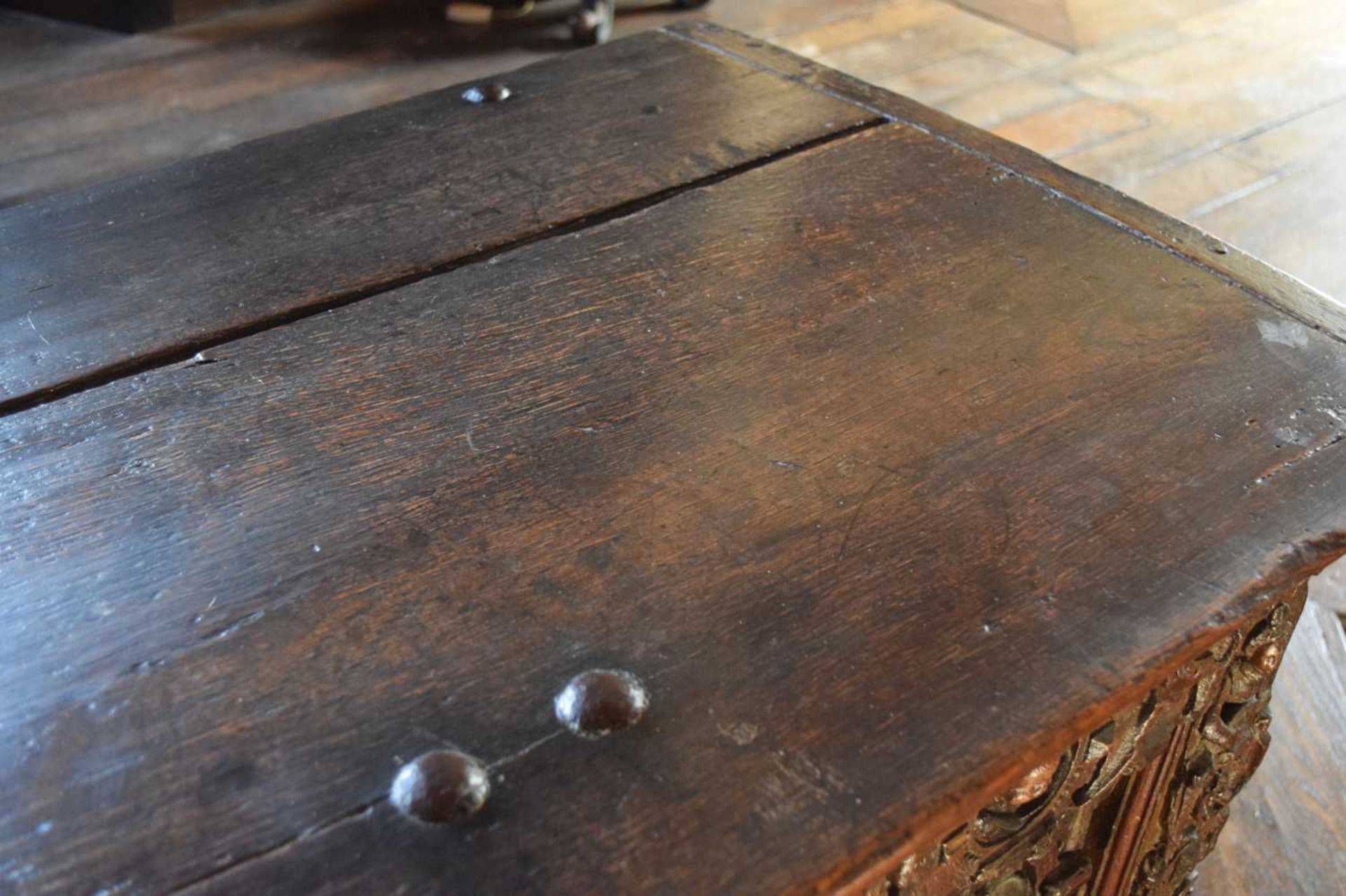 Small late 16th Century carved oak chest - Image 8 of 36