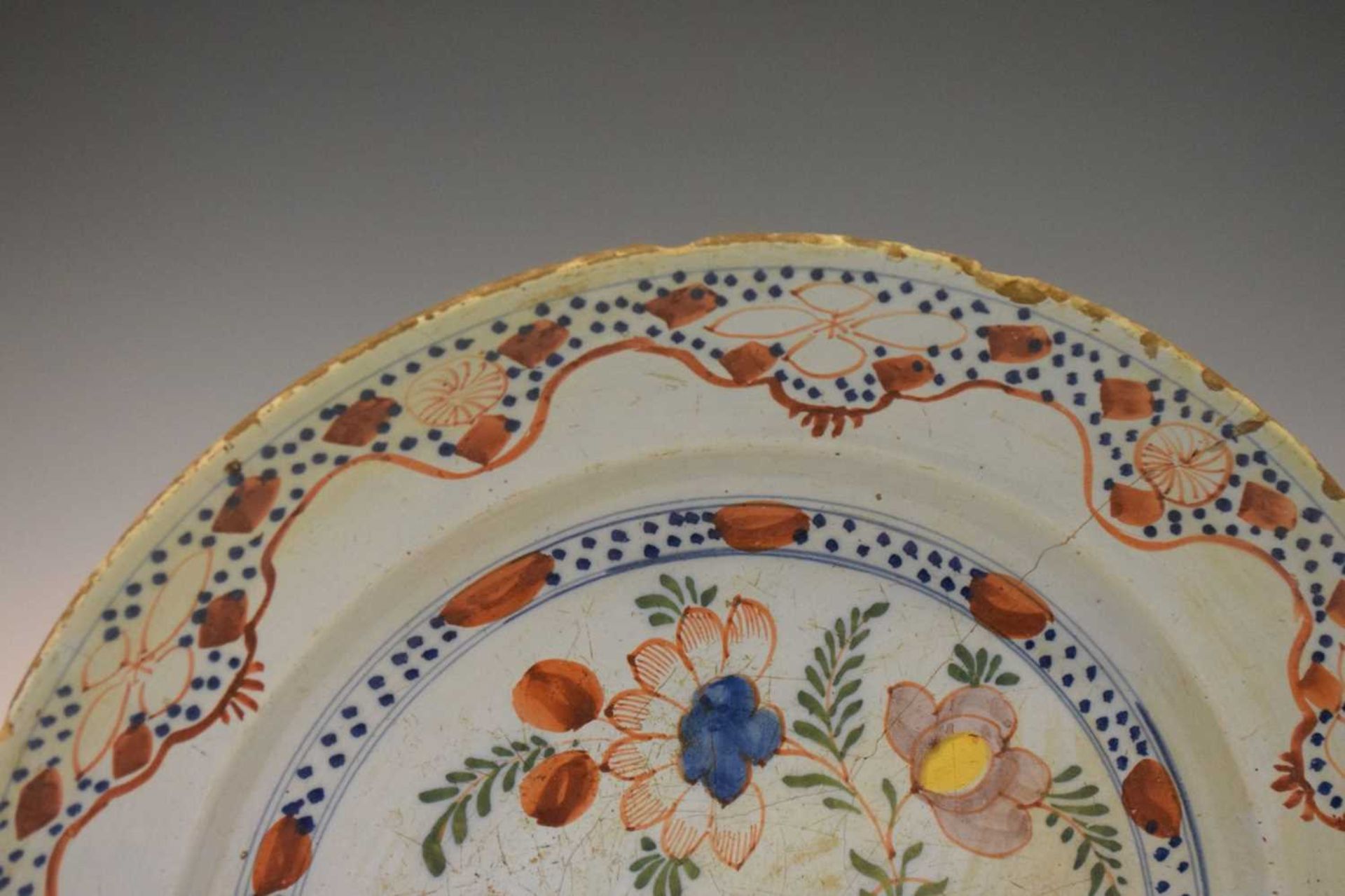 18th Century English Delftware dish - Image 2 of 11