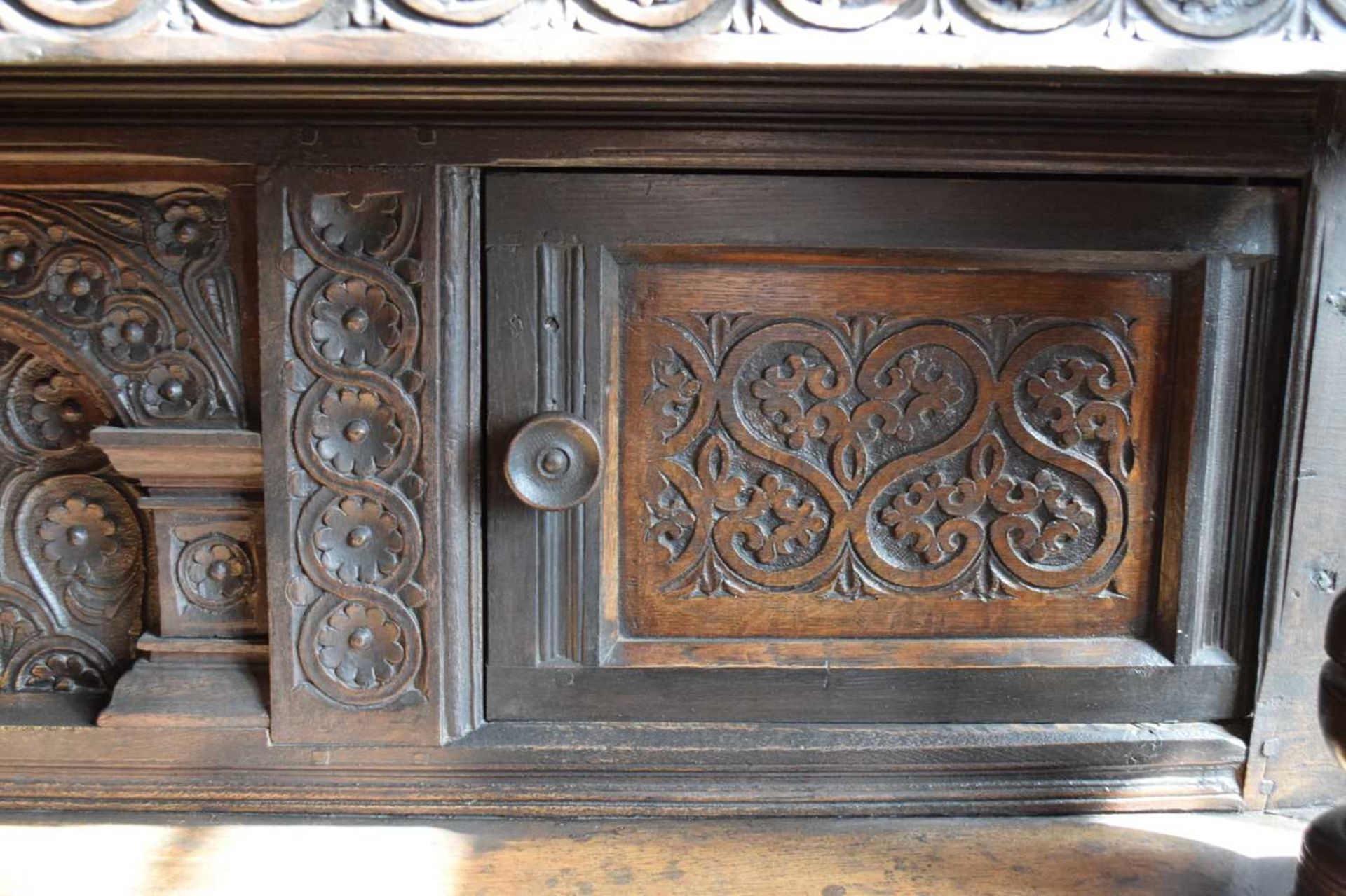 Early 17th Century English carved oak three-tier ‘court’ cupboard - Image 10 of 28