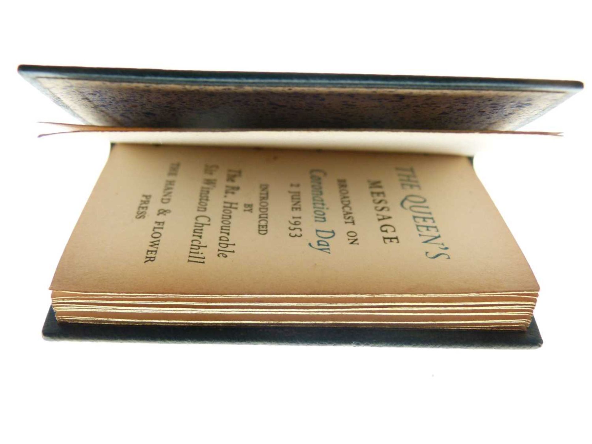 Royal interest - Elizabeth II 1953 - The Queen's Message miniature book - Image 3 of 5