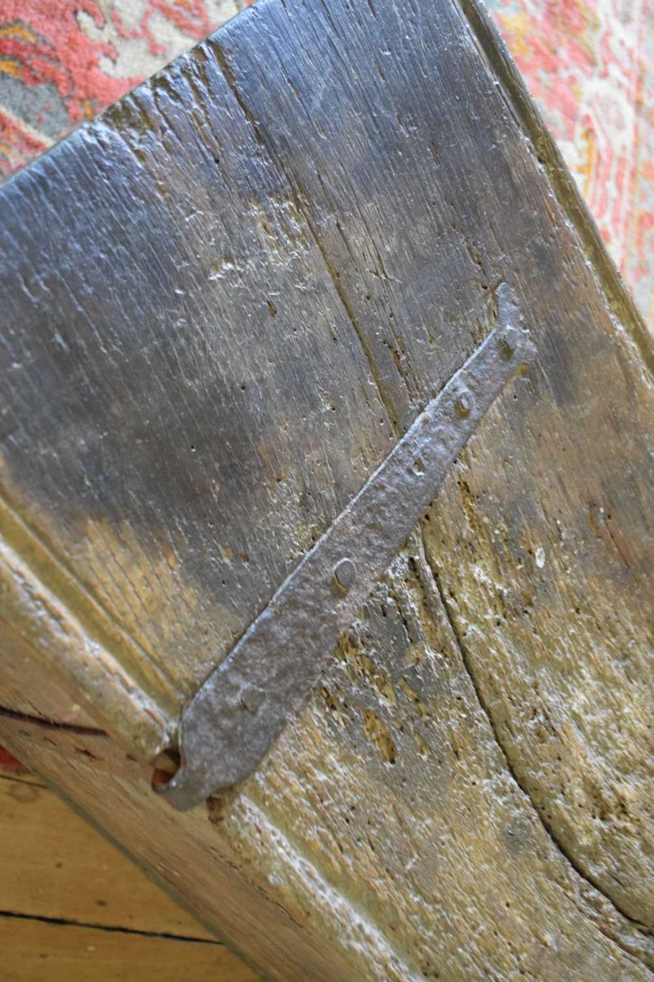 Impressive oak boarded chest, circa 1500 - Image 18 of 25