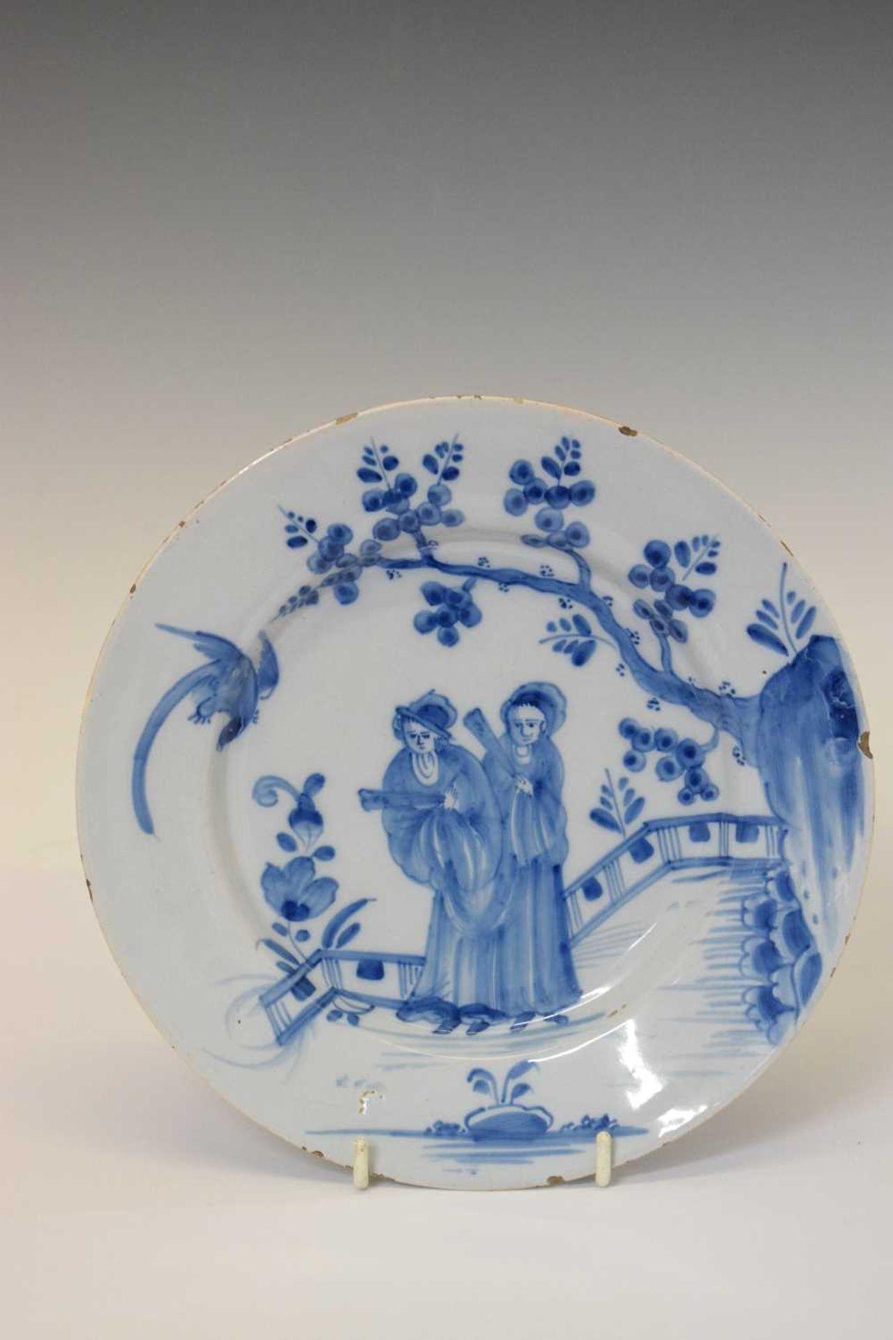 Two mid-18th Century Chinoiserie English delft plates - Image 2 of 10