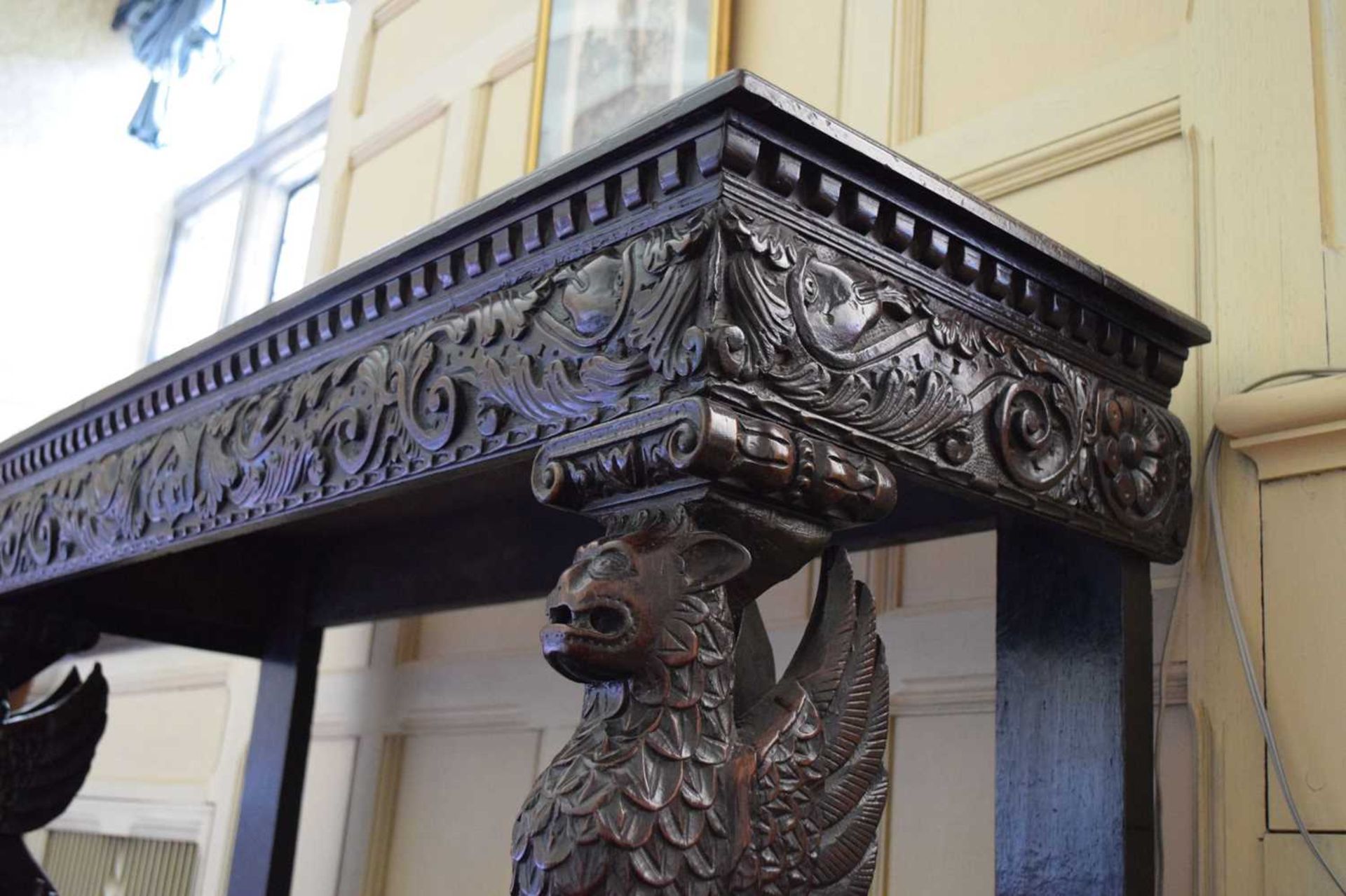 Charles I carved oak three-tier open ‘court cupboard’ or buffet - Image 12 of 17