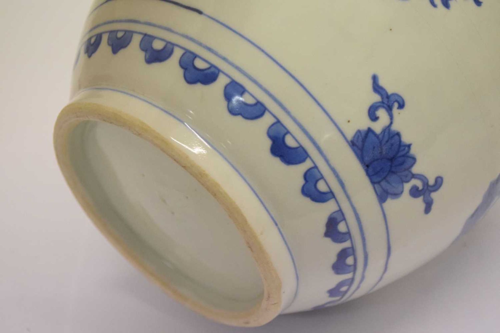 Chinese blue and white porcelain ovoid jar - Image 10 of 11