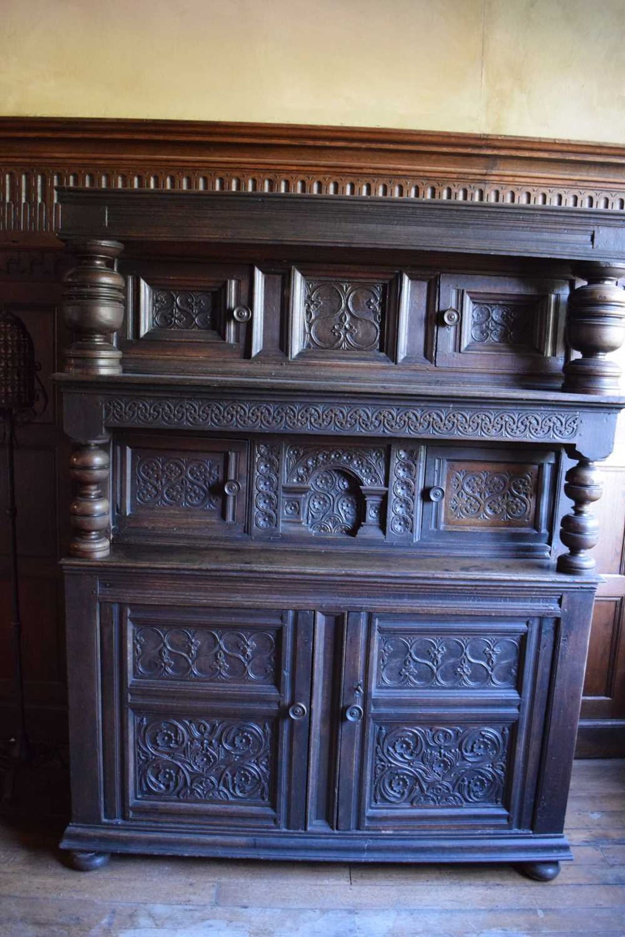 Early 17th Century English carved oak three-tier ‘court’ cupboard - Image 21 of 28