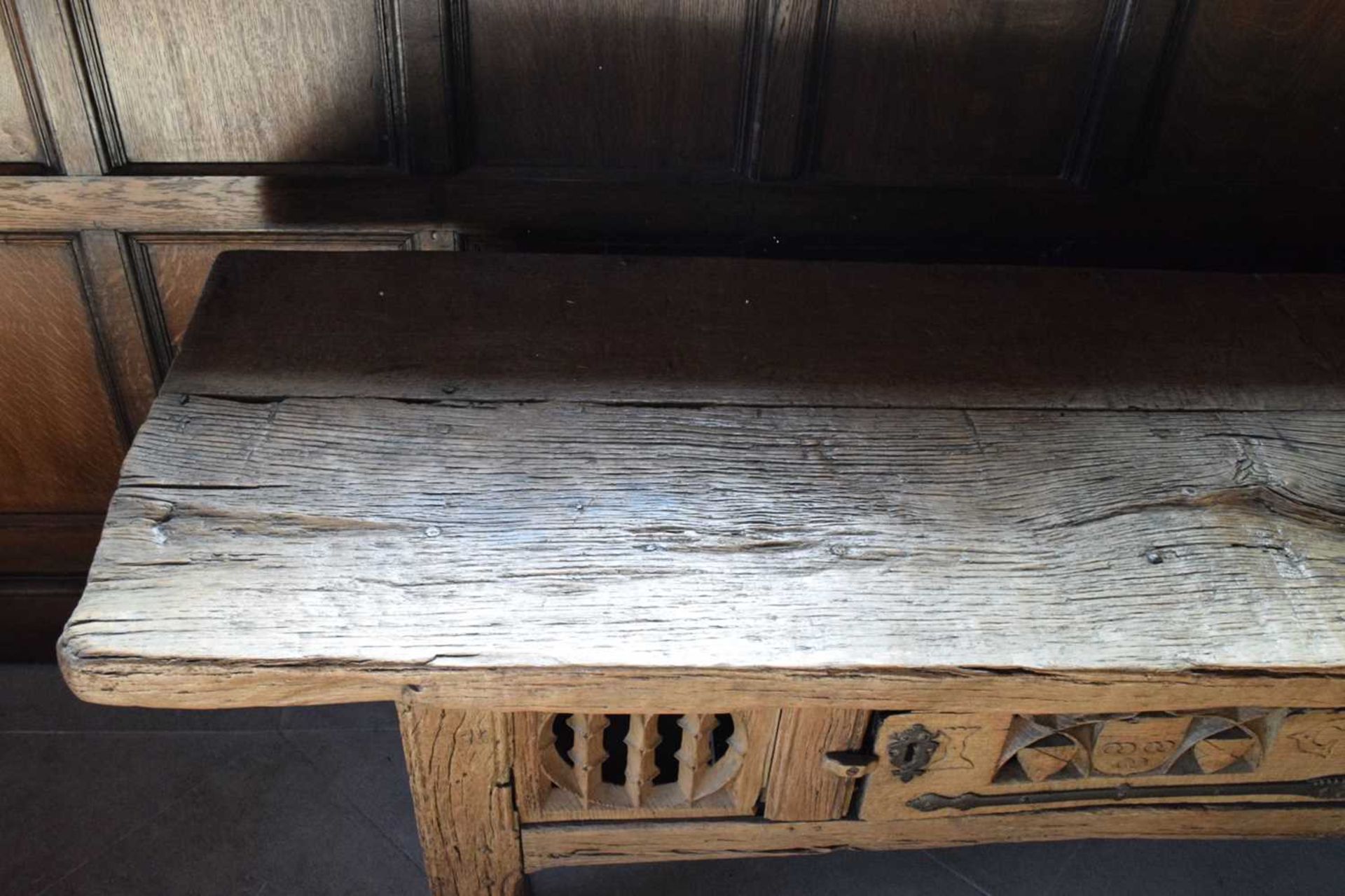 Oak table cupboard - Image 12 of 17