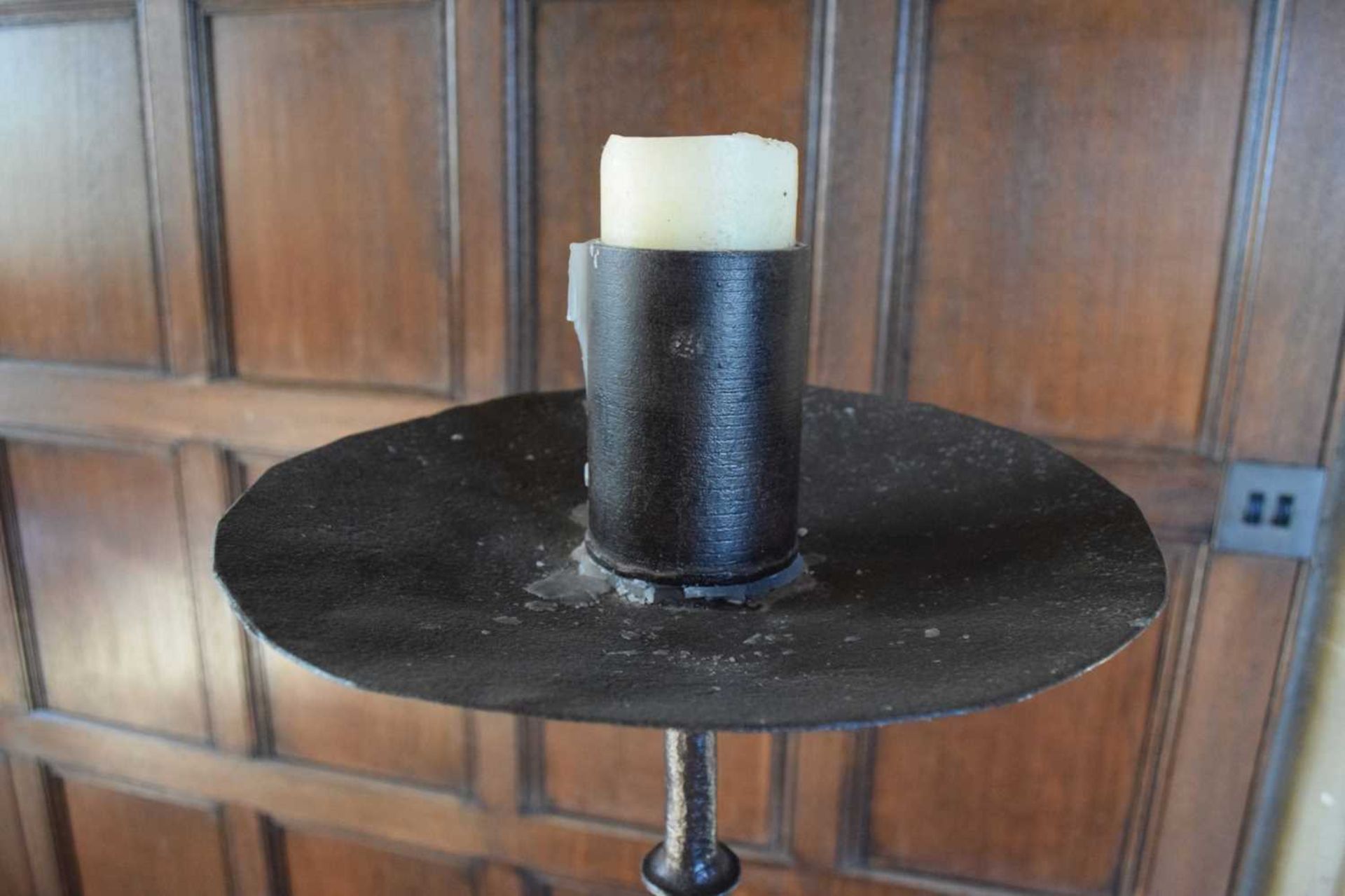 Floor-standing wrought iron candle stand - Image 4 of 13