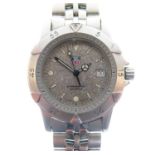 Tag Heuer - Gentleman's Professional 200 metres quartz wristwatch