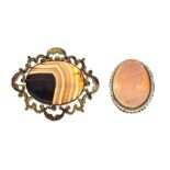 Cameo brooch with seed pearl surround, and an agate brooch (2)