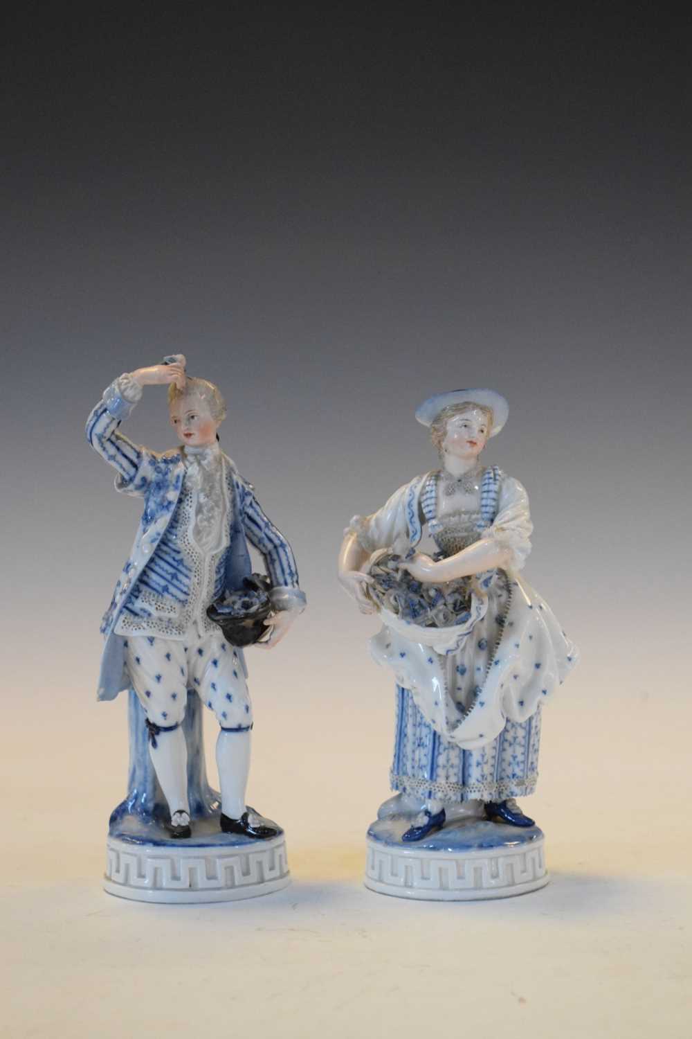 Pair of Meissen blue and white figures - Image 9 of 9