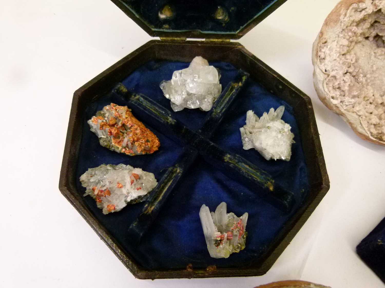 Assorted mineral specimens - Image 2 of 6