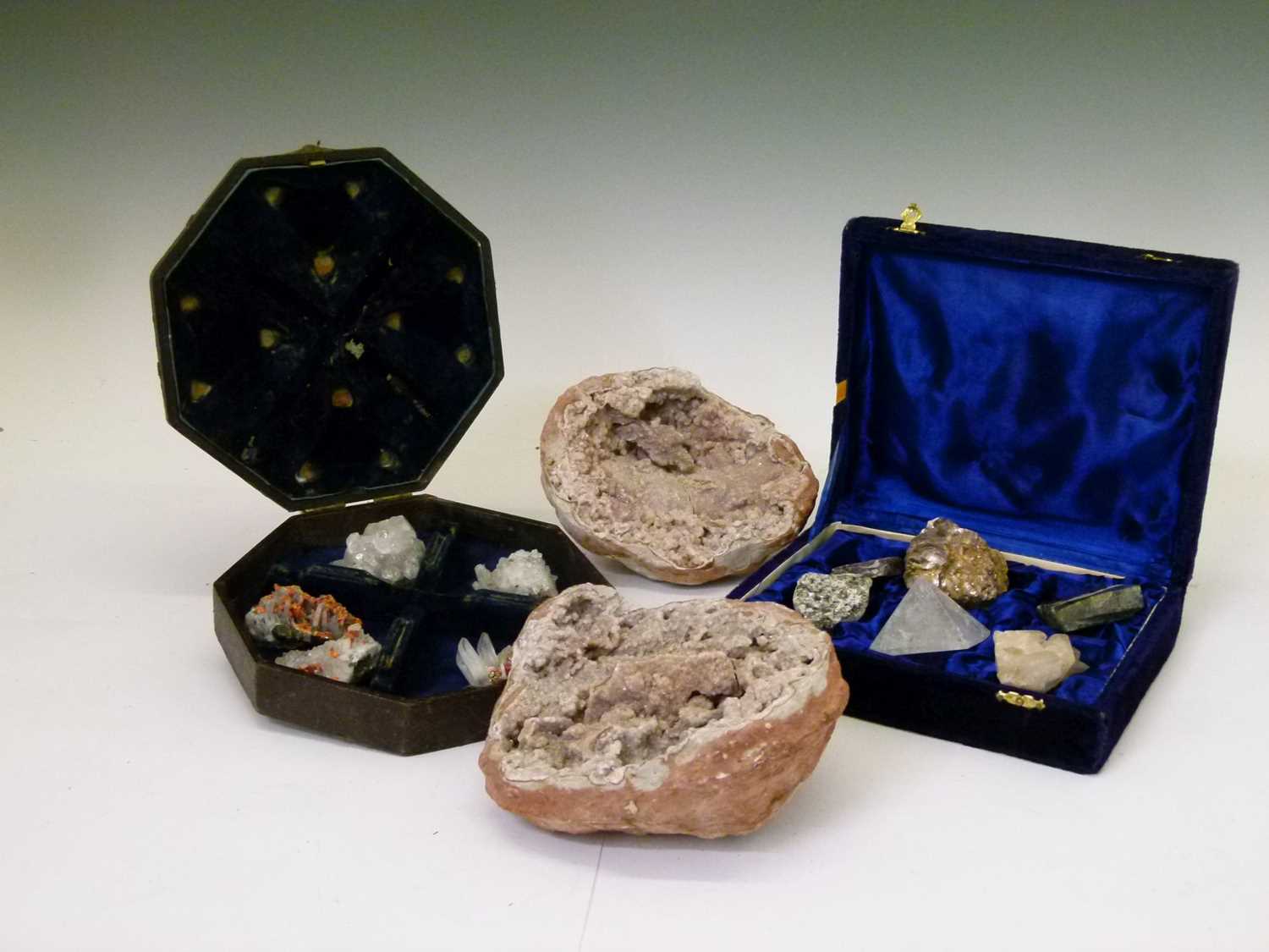 Assorted mineral specimens - Image 6 of 6