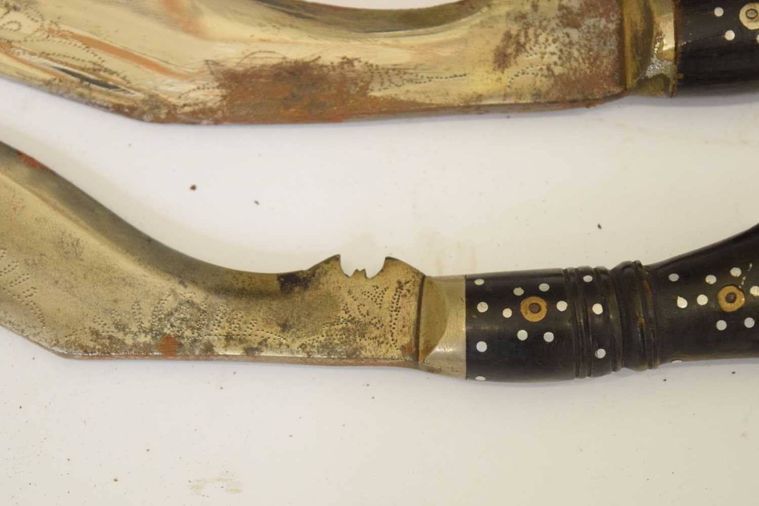 Nepalese kukri of traditional form and three smaller kukris - Image 16 of 19