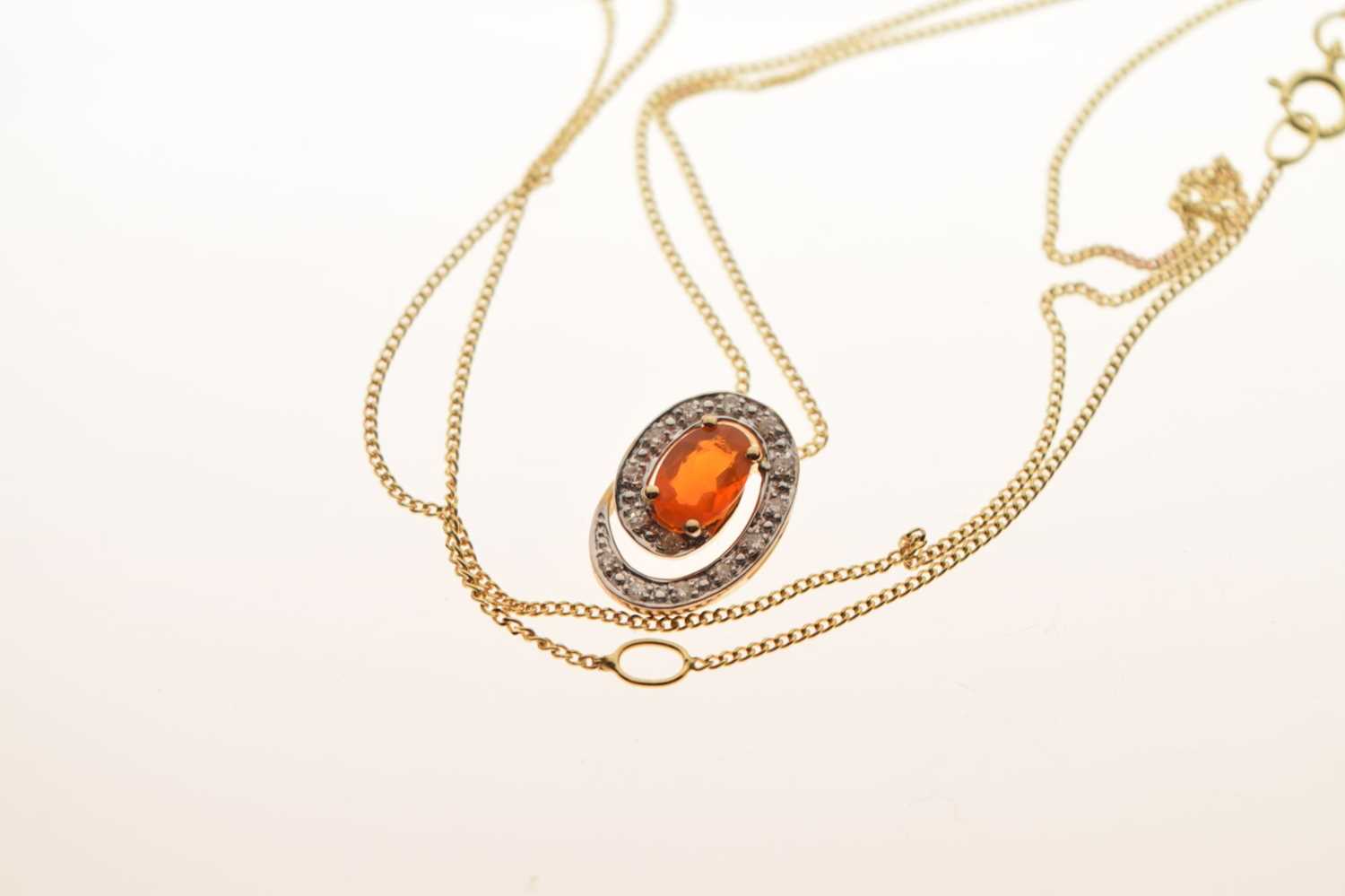 9ct gold fire opal pendant and earring set - Image 8 of 11