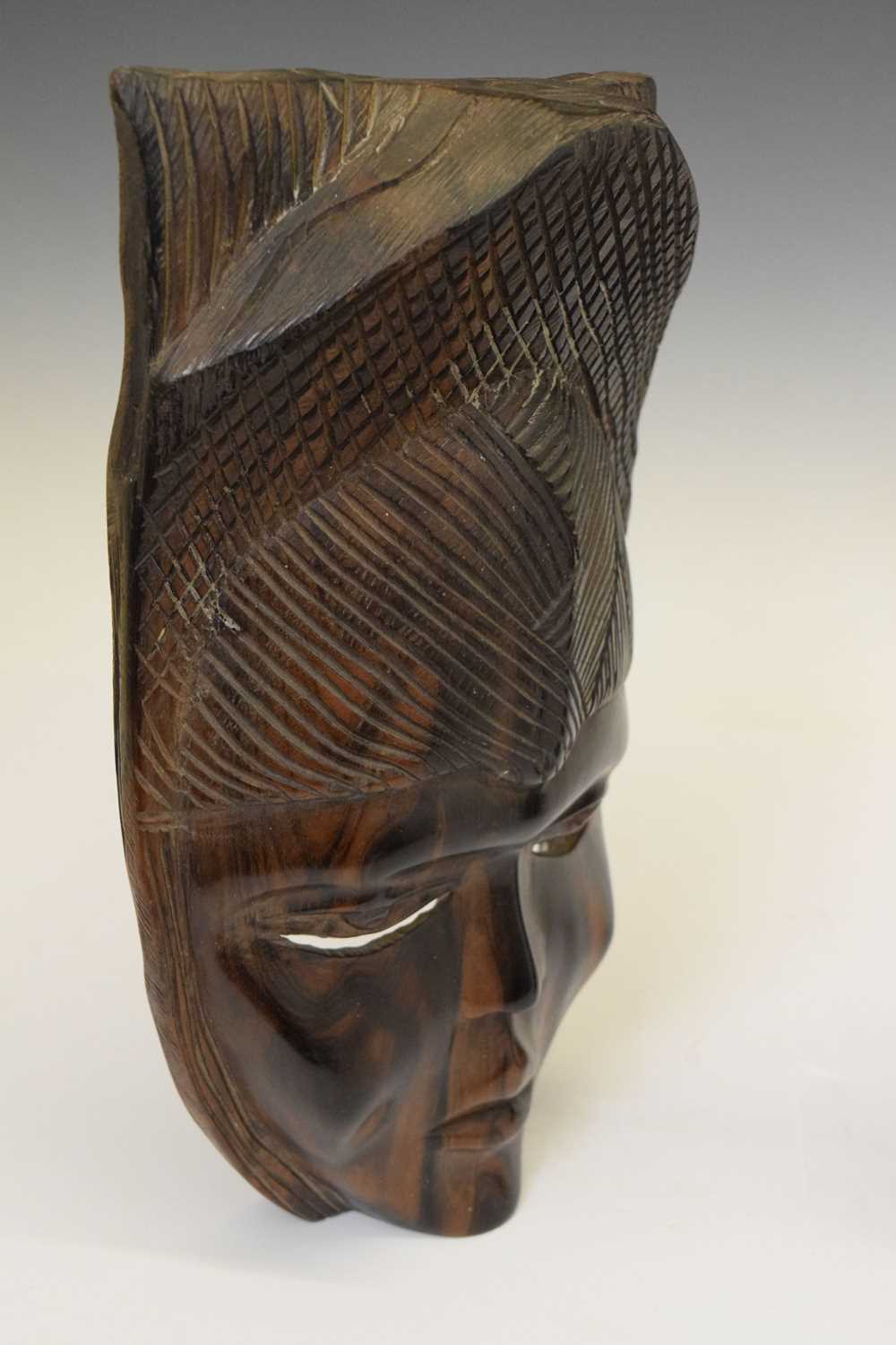 Two carved hardwood African wall masks - Image 7 of 8