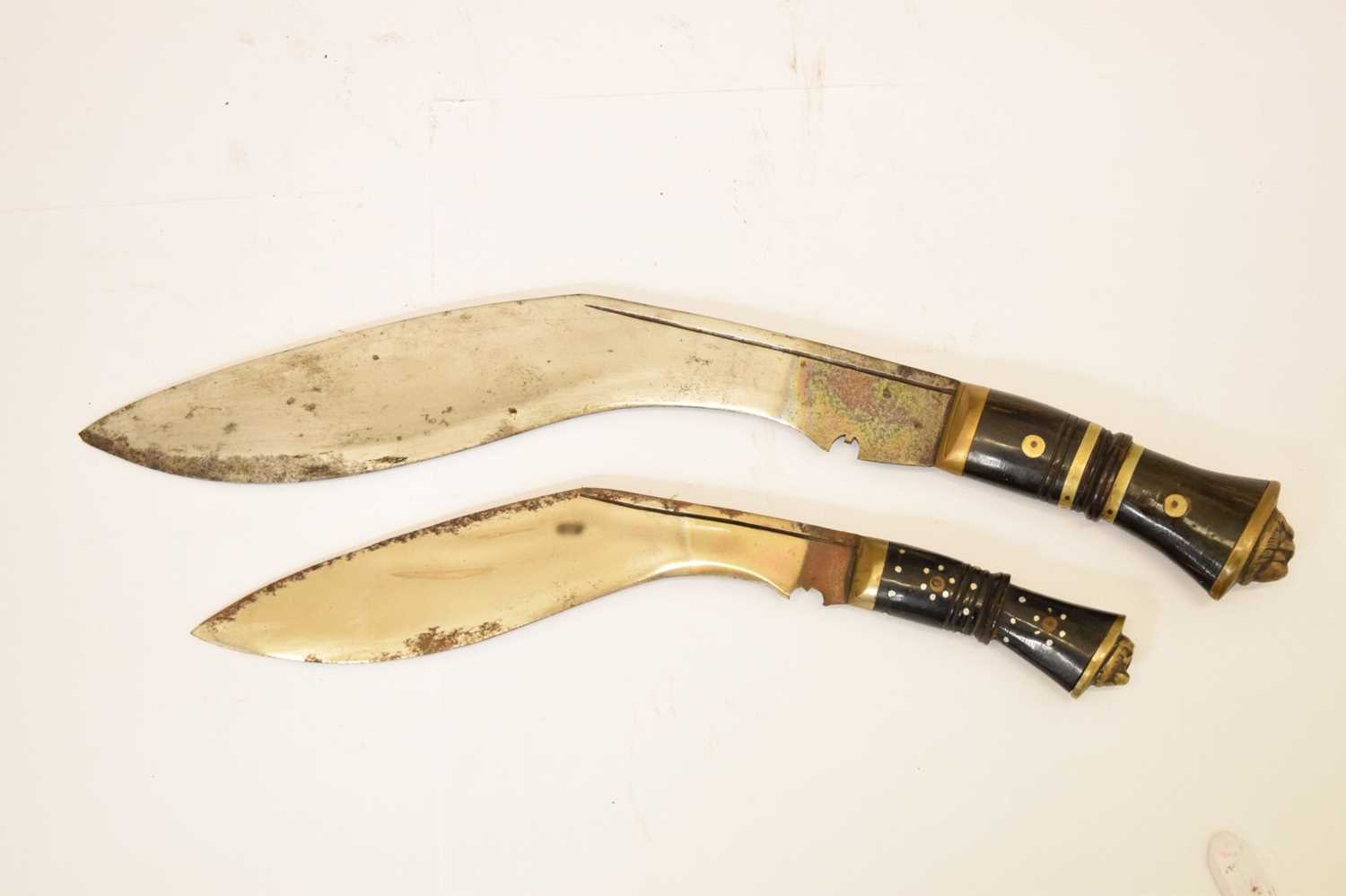Nepalese kukri of traditional form and three smaller kukris - Image 4 of 19