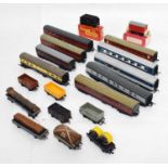 Mixed quantity of Triang and Hornby Dublo railway carriages, wagons and rolling stock