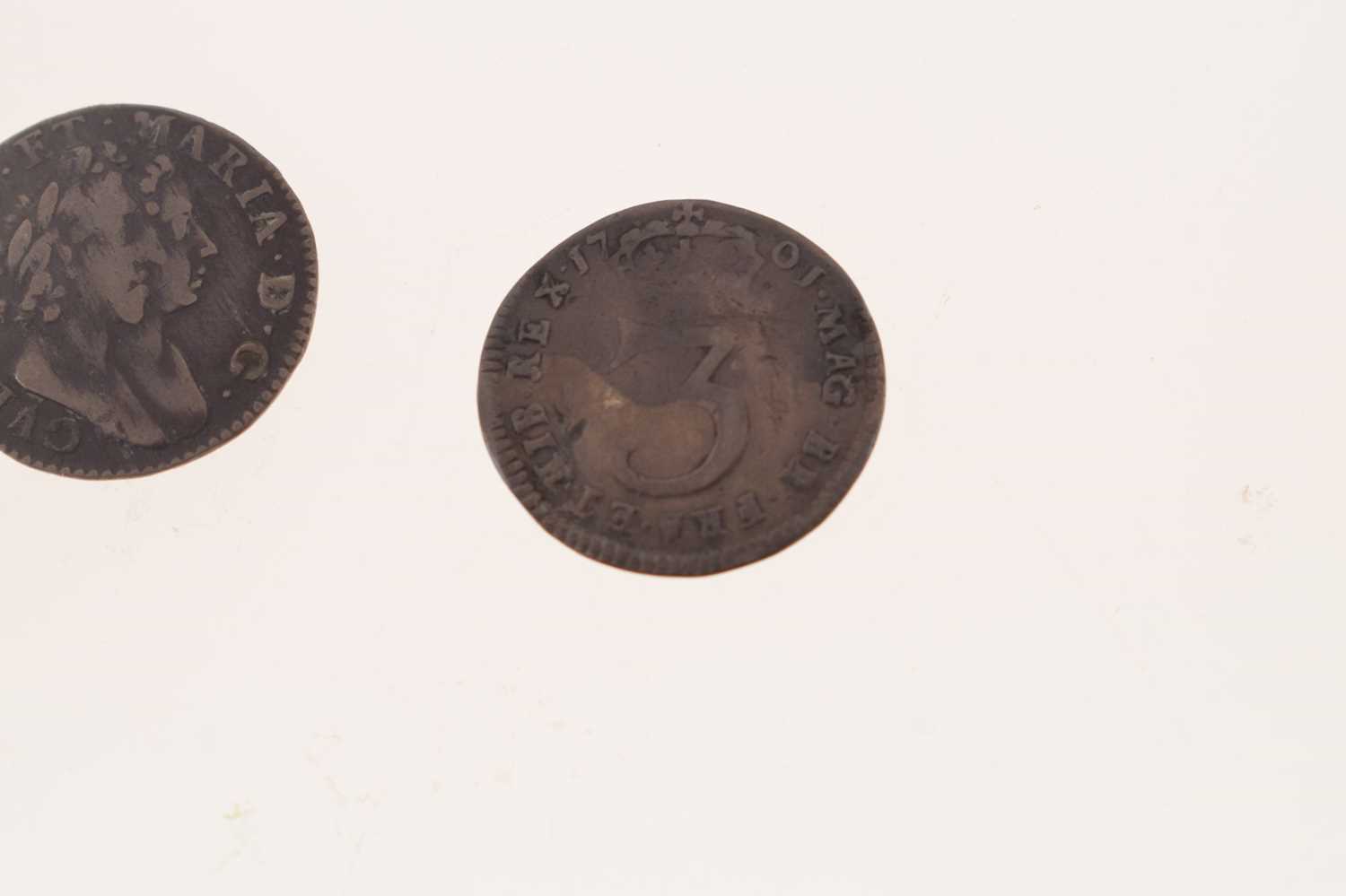 Three William and Mary coins and a William III threepence - Image 3 of 7