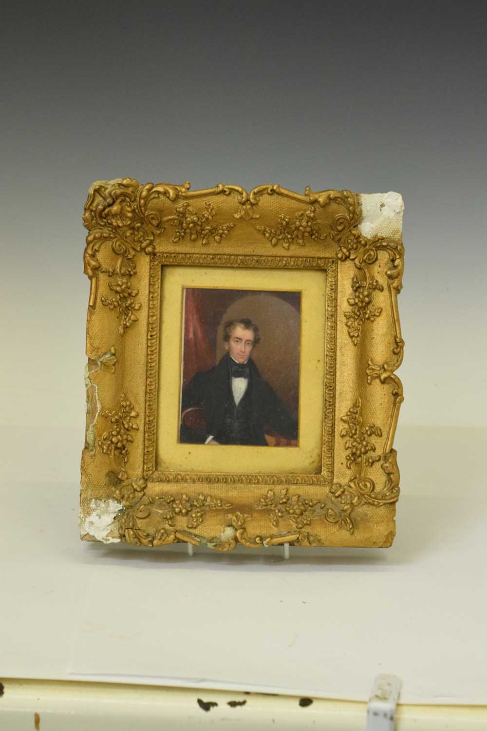 Attributed to William Hudson, (1803-1846) - Miniature portrait on ivory of a gentleman - Image 13 of 13