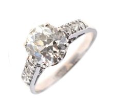 Single stone diamond ring