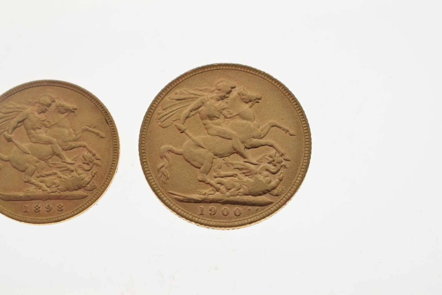 Queen Victoria gold sovereign, 1900, and a gold half sovereign, 1848 - Image 2 of 7
